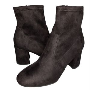 Nine West Roanna 2 Black Microsuede Block Heel Zip Ankle Boot SZ 8.5M